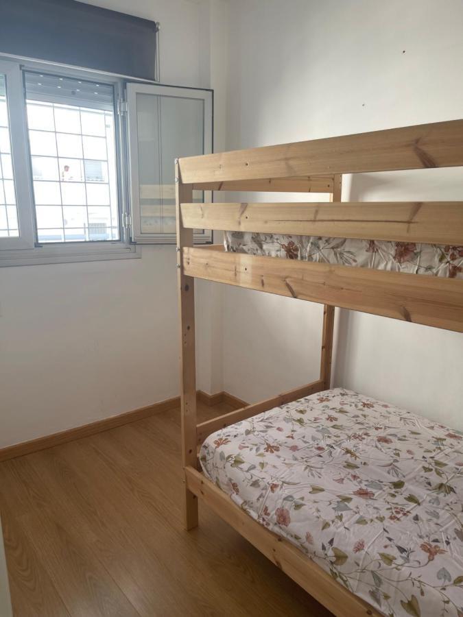 Апартаменты Piso Coqueto Chiclana Чиклана-де-ла-Фронтера Экстерьер фото
